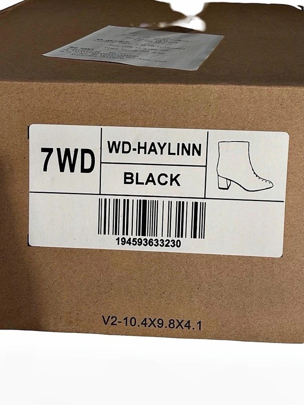 Journee Collection Haylinn Women’s Black Ankle Boots Size 7WD Block Heel - Picture 5 of 5
